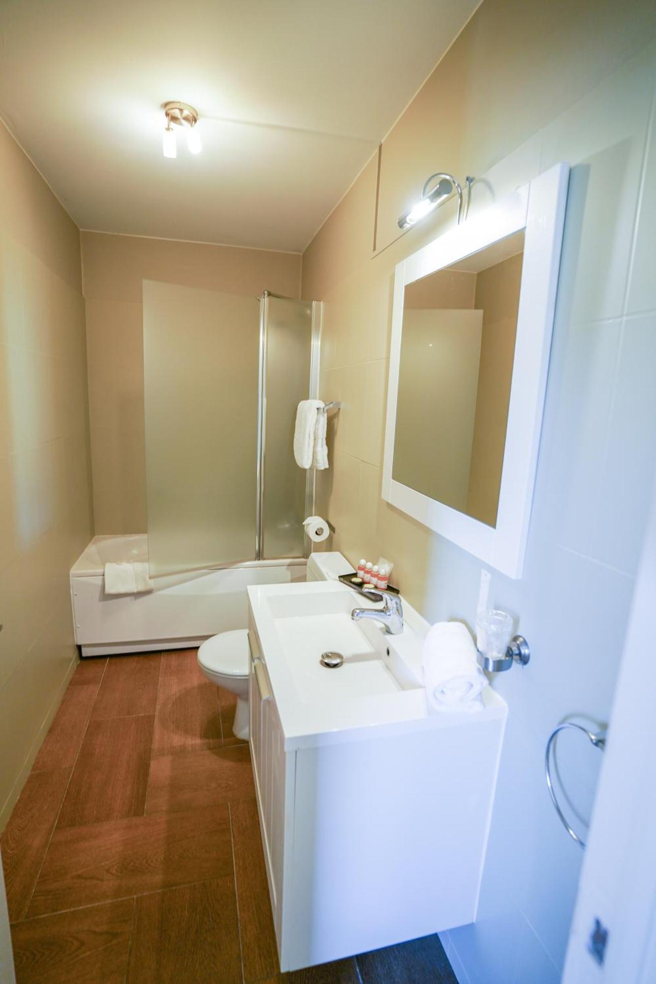 Hotel Au Comte De Mercy Oupeye Номер фото